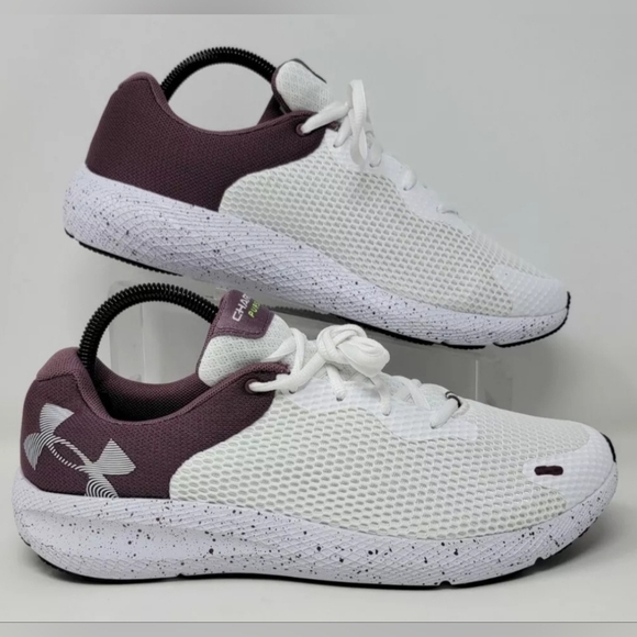 Under Armour Women's Size 11 UA Charged Pursuit 2 Sneakers Shoes 3025244 101 New - Picture 1 of 11